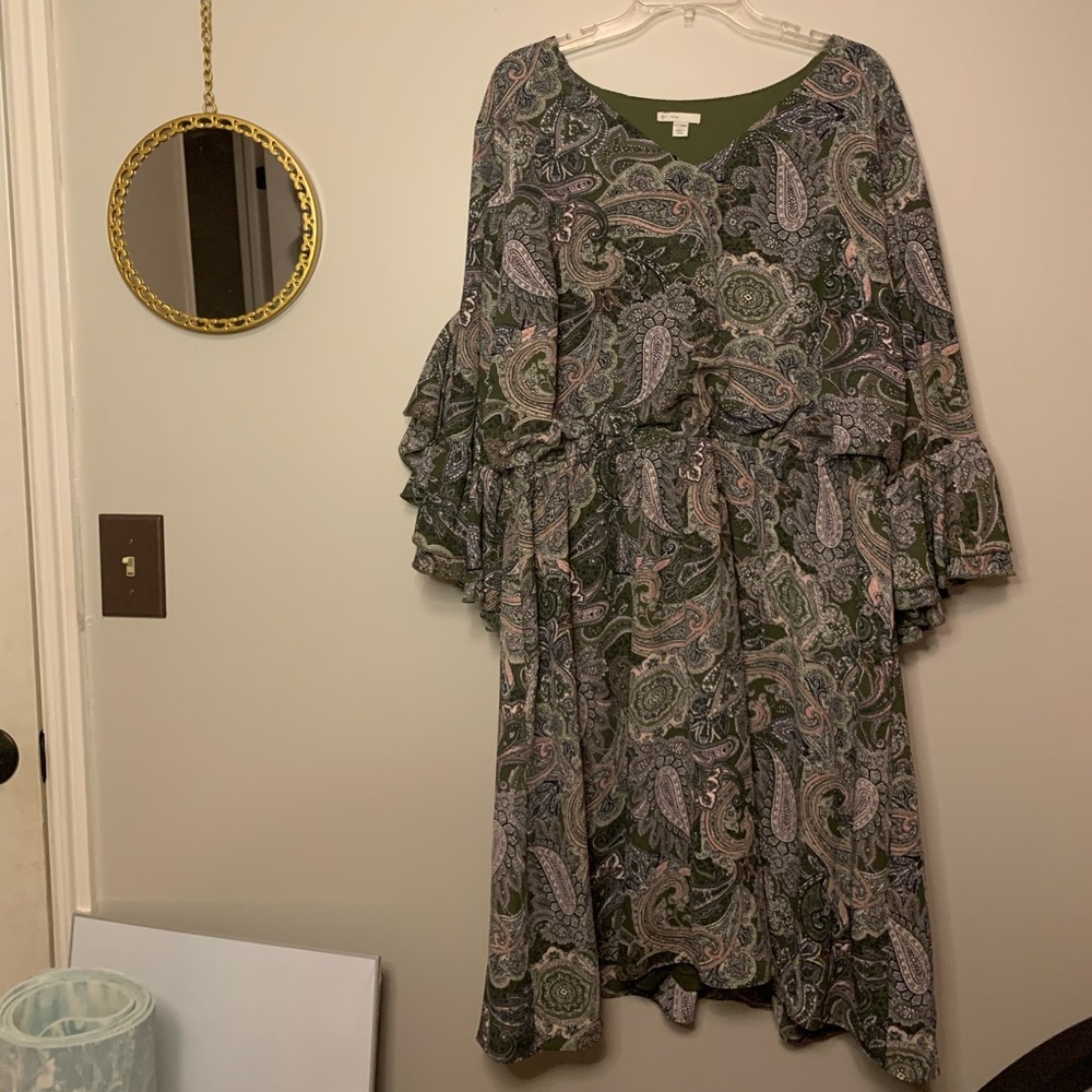 Est 1946 Womens Gypsy Dress  Olive Green Paisley